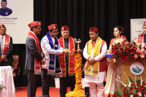 हेमवती नंदन बहुगुणा गढ़वाल विश्वविद्यालय का 12वां दीक्षांत समारोह सम्पन्न ।