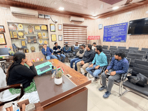 श्रीनगर नगर निगम ने पर्यटन सीजन से पहले पेयजल संकट दूर करने के लिए जल संस्थान के साथ की बैठक।