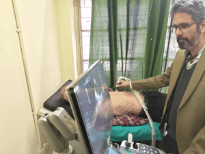 श्रीनगर बेस अस्पताल में विशेष कार्डियोलॉजी ओपीडी, 45 मरीजों की जांच, हृदय रोगों के प्रति बढ़ी जागरूकता