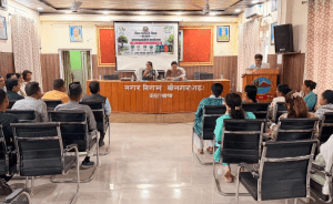 कूड़ा निस्तारण की प्रक्रिया में बड़े बदलाव, हरे-नीले के साथ अब लाल और काले कूड़ेदान भी शामिल।