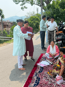 श्रीनगर में ‘लक्ष्मण रेखा’ पार कर मेयर आरती भंडारी का एक्शन, जल संस्थान के अफसरों को लगाई फटकार; बोलीं- जनता परेशान तो मैं खड़ी हूं।