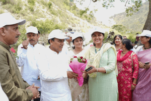 पाबौ में जनपद स्तरीय जल उत्सव-2026 का आगाज, कैबिनेट मंत्री डॉ. धन सिंह रावत ने दिया संदेश- पारंपरिक जल स्रोतों की सुरक्षा में जनभागीदारी जरूरी।