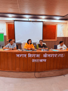 15 अगस्त समारोह की रूपरेखा तय, गोला बाजार ‘तिरंगा थीम’ से होगा सुसज्जित; परेड में 33 छात्रों का मानक तय।