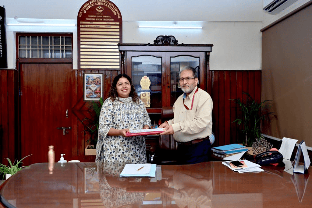 श्रीनगर बेस अस्पताल की डायलिसिस यूनिट का संचालन हंस फाउंडेशन को सौंपा गया, मरीजों को मिलेगी निर्बाध सुविधा।
