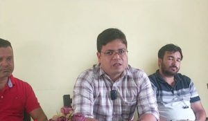 झूठे वादों से परहेज, कामों के दम पर चुनावी मैदान में: विजय रावत ने किया श्रीनगर से निर्दलीय दावेदारी का ऐलान।