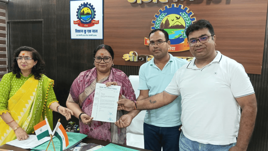 व्यावसायिक स्वकर वसूली पर दिसंबर तक रोक, महापौर आरती भंडारी का बड़ा फैसला; व्यापारियों को दी बड़ी राहत।