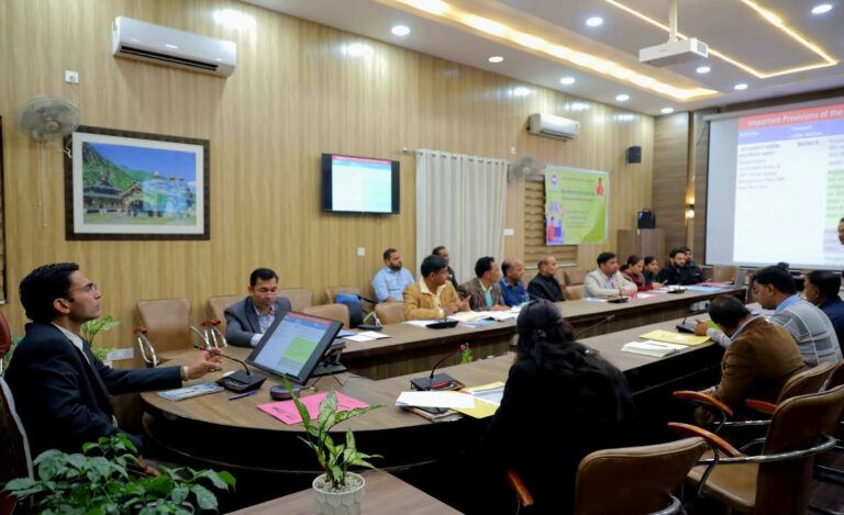 त्यूनी प्लासू, आराकोट त्यूनी, लखवाड़ परियोजनाओं के प्रभावितों को तीन गुना मुआवजा, जिलाधिकारी सविन बंसल की पहल से राहत | Uttarakhand Hydro Projects Compensation Triple Increase 2025