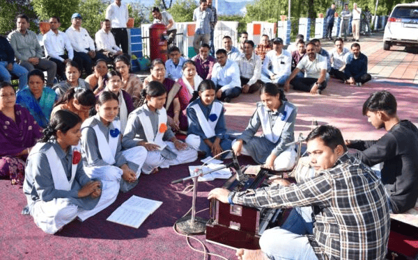 Chamoli Gandhi Shastri Jayanti Samaroh samayhastakshar 1