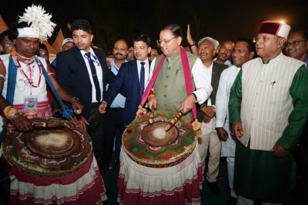 उत्तराखंड जनजातीय महोत्सव 2026 में संस्कृति और विकास का संगम।