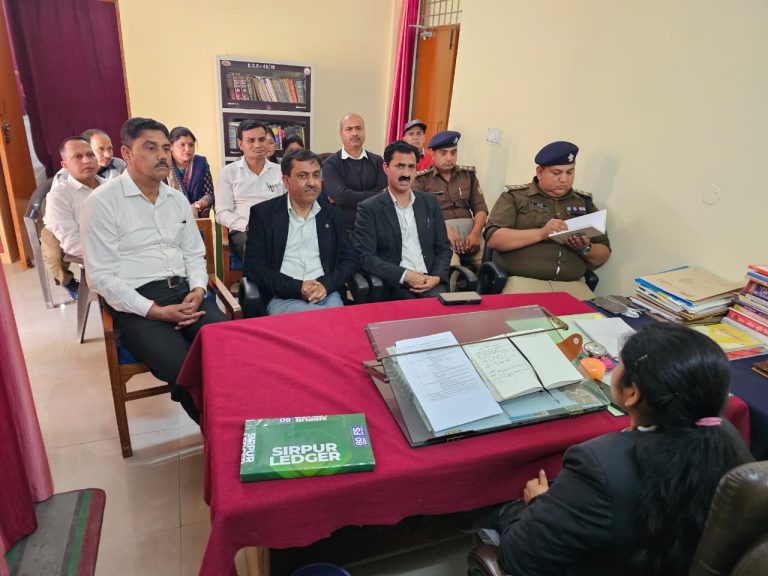 श्रीनगर गढ़वाल: 14 मार्च को प्रस्तावित राष्ट्रीय लोक अदालत, तैयारियों को लेकर हुई प्री-लोक अदालत बैठक।