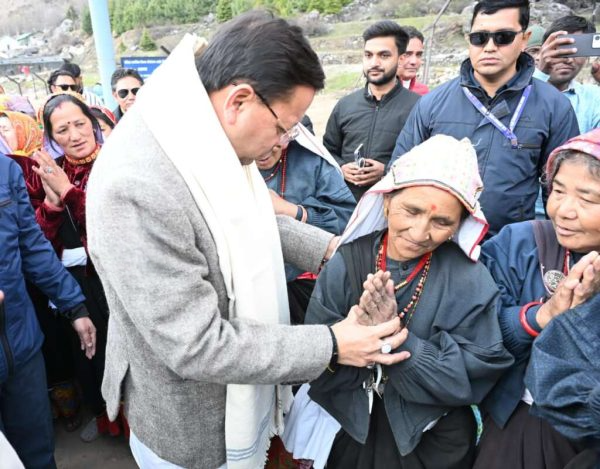 माणा बना उत्तराखंड का पहला 100% ‘लखपति दीदी’ गांव, मुख्यमंत्री धामी ने चारधाम यात्रा को हरित व सुरक्षित बनाने की अपील की।