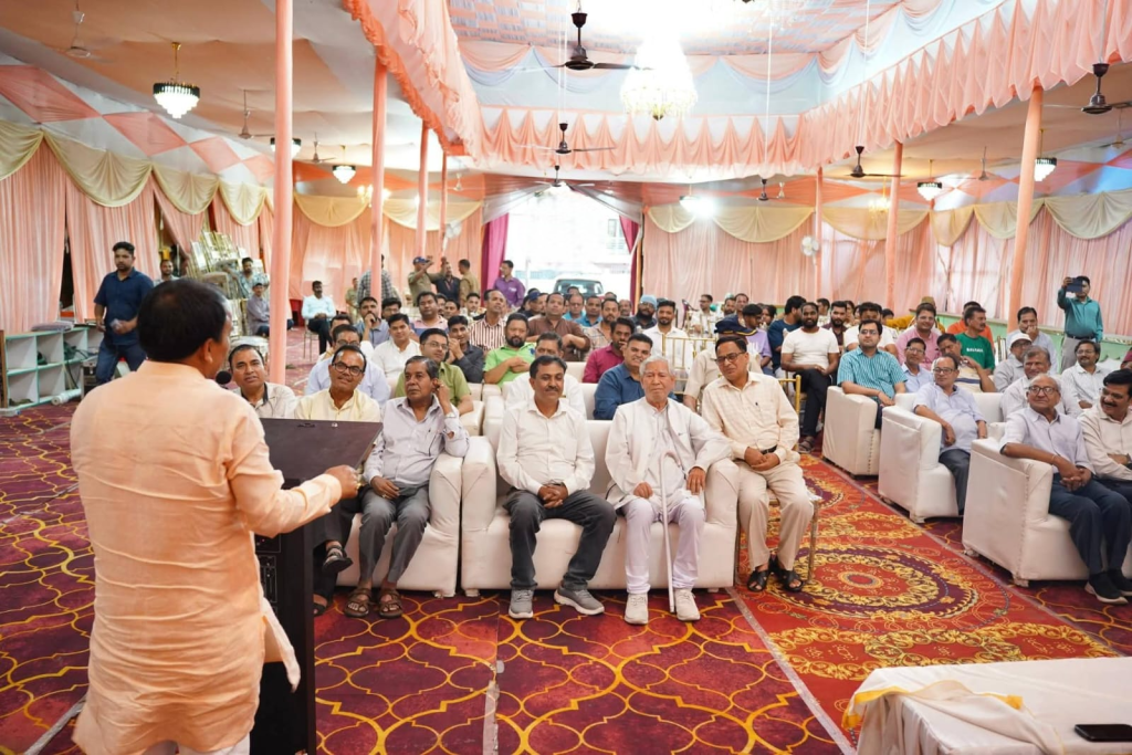 बार एसोसिएशन ने पीएम मोदी के 12 वर्ष के सुशासन को बताया ऐतिहासिक, सांसद बलूनी व मंत्री डॉ. धन सिंह का किया सम्मान।