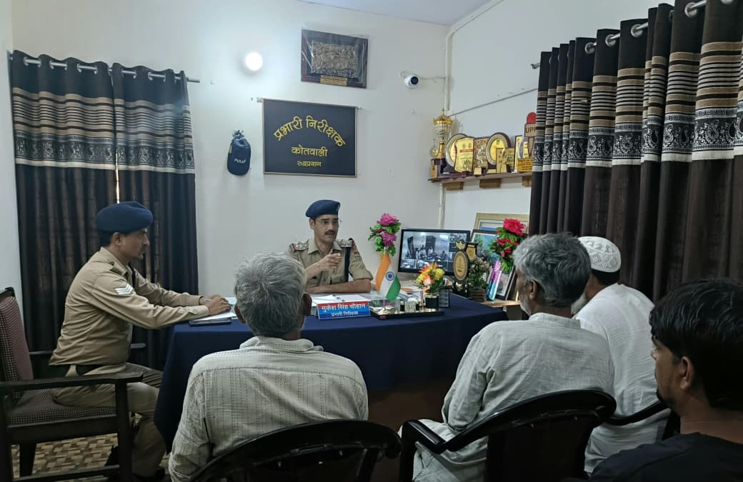 Kabadiya karobariyon par kasa police ka shikanja