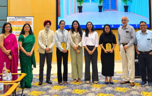 चिकित्सा विज्ञान में श्रीनगर बेस अस्पताल का परचम: ‘कनेक्टिव टिश्यू डिसऑर्डर्स’ पर राज्य स्तरीय सीएमई में डॉ. तुलिका कोमल को मिला प्रथम पुरस्कार।