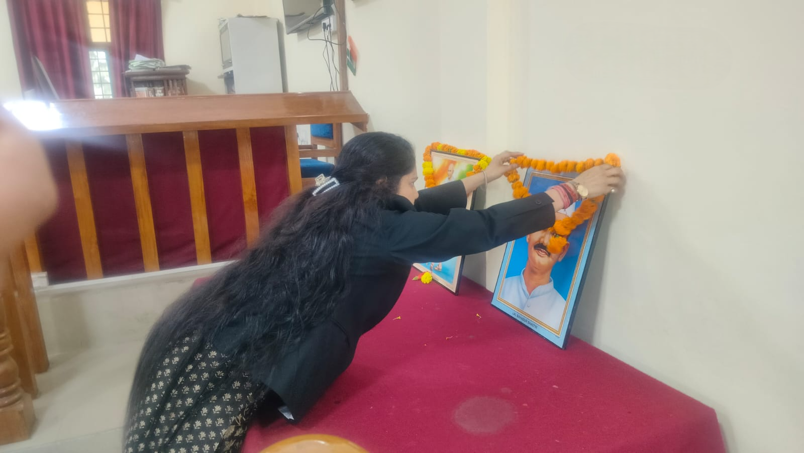 Srinagar nyayalay parisar me Gandhi Jayanti evam Shastri Jayanti manayi gayi